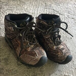 Realtree Kids Boots - Brown and Black